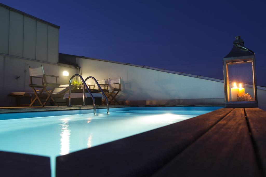 Pavi Apts Ljubljana - Private Rooftop Swimming Pool Номер фото
